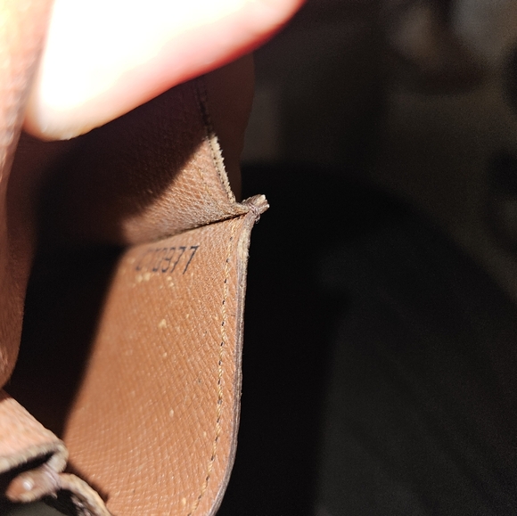 Louis Vuitton Canvas monogram Cigarette Cigar Tampon Holder fold in Flap - Picture 11 of 11